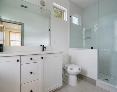 40 Becker Place - Photo Thumbnail 31