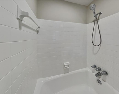 2916 Sope Creek Drive - Photo Thumbnail 15