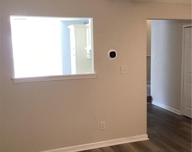 4260 Maple Valley Drive - Photo Thumbnail 12
