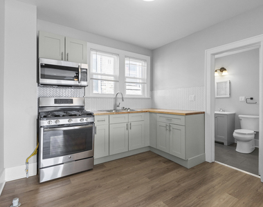 3222 W Grace Street - Photo Thumbnail 2