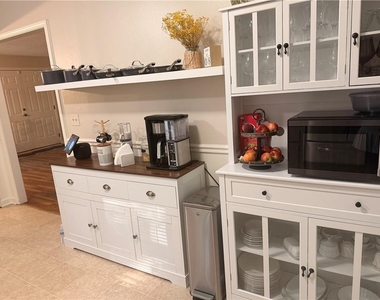 3441 Brookhill Circle - Photo Thumbnail 2