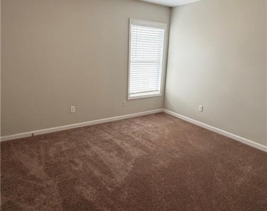 1934 Lake Heights Circle Nw - Photo Thumbnail 24
