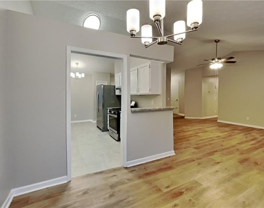 3433 Appling Court Nw - Photo Thumbnail 5