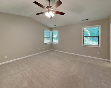 3433 Appling Court Nw - Photo Thumbnail 7