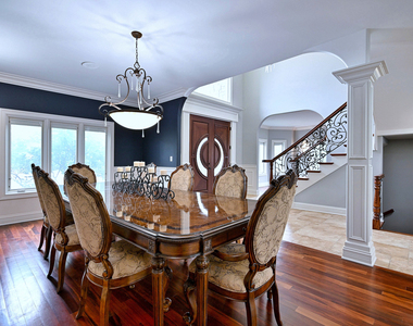 312 Felicia Court - Photo Thumbnail 17