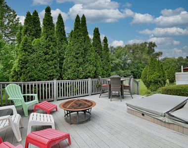 312 Felicia Court - Photo Thumbnail 7