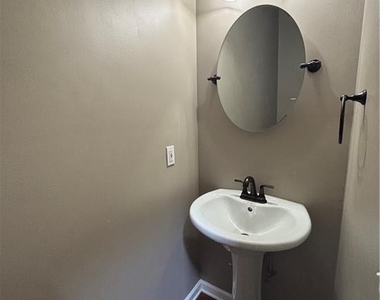 235 Cadence Court - Photo Thumbnail 10