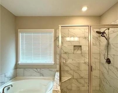 4468 Oakden Place - Photo Thumbnail 30