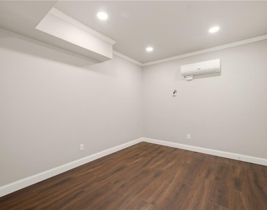 4468 Oakden Place - Photo Thumbnail 35