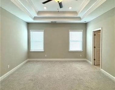 4468 Oakden Place - Photo Thumbnail 8