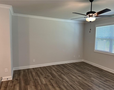 4553 Cypress Park Drive - Photo Thumbnail 4