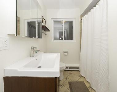 4030 N Mozart Street - Photo Thumbnail 14