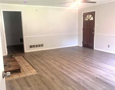 3324 Miller Road - Photo Thumbnail 2