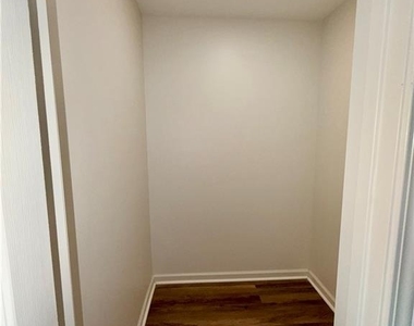 732 Hanover Lane Se - Photo Thumbnail 14