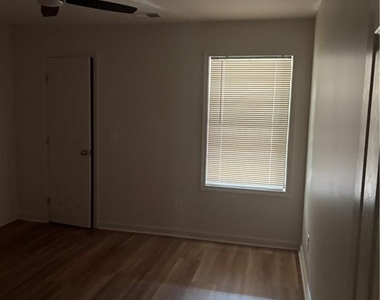 732 Hanover Lane Se - Photo Thumbnail 28