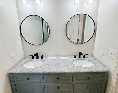 732 Hanover Lane Se - Photo Thumbnail 16