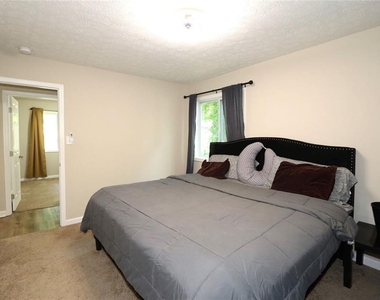 3572 Orbit Court - Photo Thumbnail 17