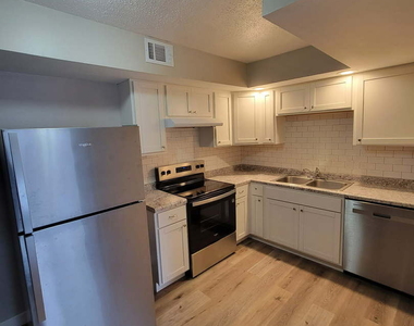 2770 Tech Drive - Photo Thumbnail 1