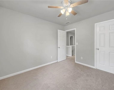 2027 Polesdean Trace - Photo Thumbnail 21