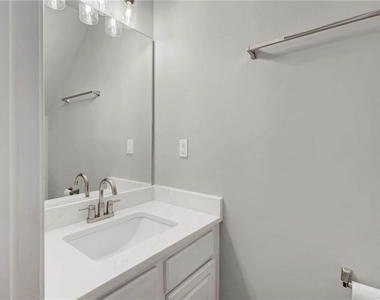2027 Polesdean Trace - Photo Thumbnail 12