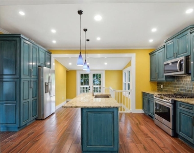 101 Dahlgren Street Se - Photo Thumbnail 9