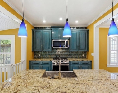 101 Dahlgren Street Se - Photo Thumbnail 10