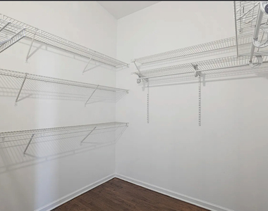 17 N Loomis Street - Photo Thumbnail 19