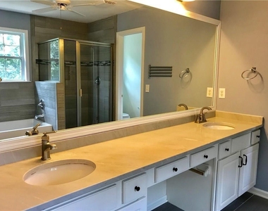 3354 Roundfield Circle - Photo Thumbnail 14