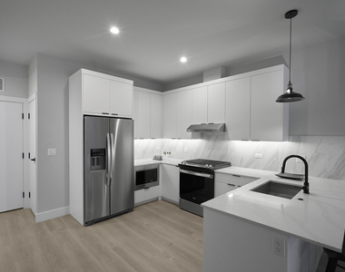 503 E Pershing Avenue - Photo Thumbnail 6