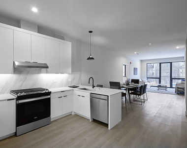 503 E Pershing Avenue - Photo Thumbnail 5