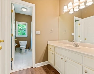 7205 Fawn Lake Drive - Photo Thumbnail 36