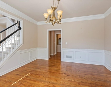 7205 Fawn Lake Drive - Photo Thumbnail 11