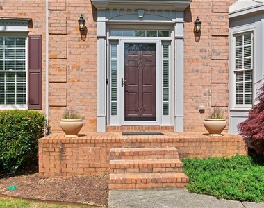 7205 Fawn Lake Drive - Photo Thumbnail 6
