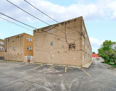 2342 W 111th Street - Photo Thumbnail 20