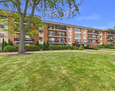 2210 S Goebbert Road - Photo Thumbnail 34