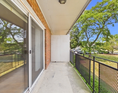 2210 S Goebbert Road - Photo Thumbnail 22
