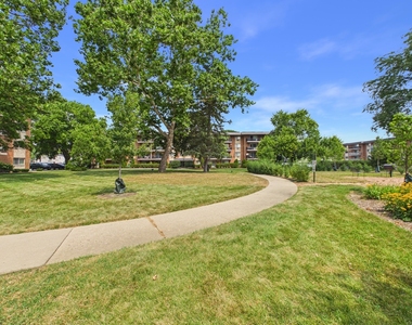 2210 S Goebbert Road - Photo Thumbnail 39