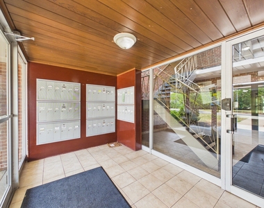 2210 S Goebbert Road - Photo Thumbnail 30