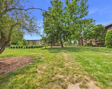 2210 S Goebbert Road - Photo Thumbnail 41