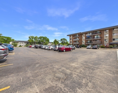 2210 S Goebbert Road - Photo Thumbnail 36