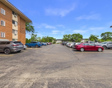 2210 S Goebbert Road - Photo Thumbnail 35
