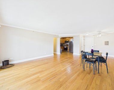2210 S Goebbert Road - Photo Thumbnail 6