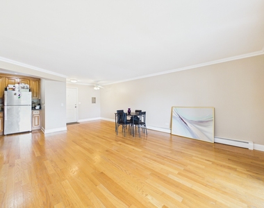 2210 S Goebbert Road - Photo Thumbnail 4