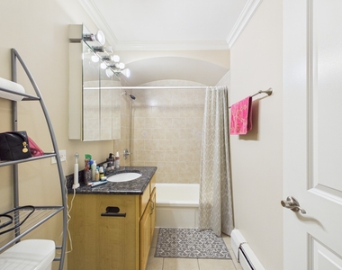 2210 S Goebbert Road - Photo Thumbnail 21