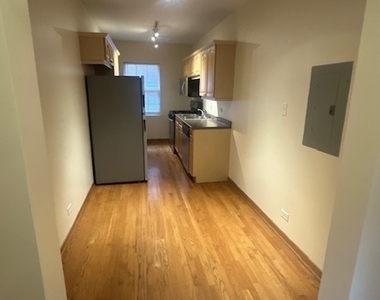 1818 W Chase Avenue - Photo Thumbnail 5