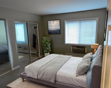 57 Washington Boulevard - Photo Thumbnail 2