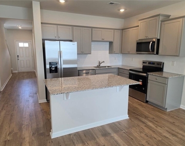 2300 Jamin Bend - Photo Thumbnail 15