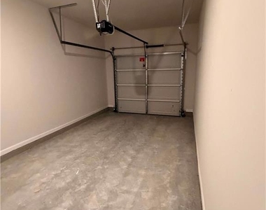 2300 Jamin Bend - Photo Thumbnail 11