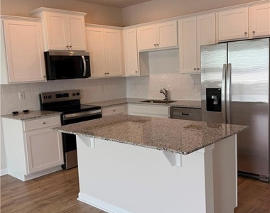 2300 Jamin Bend - Photo Thumbnail 16