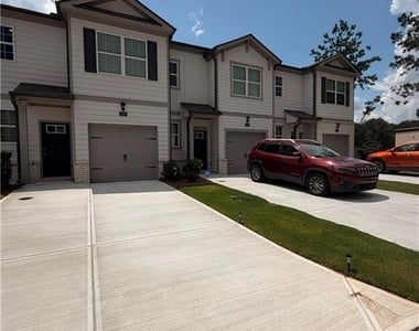 2300 Jamin Bend - Photo Thumbnail 2